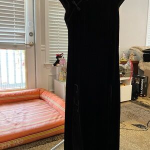 Elegant Black Velvet Dress